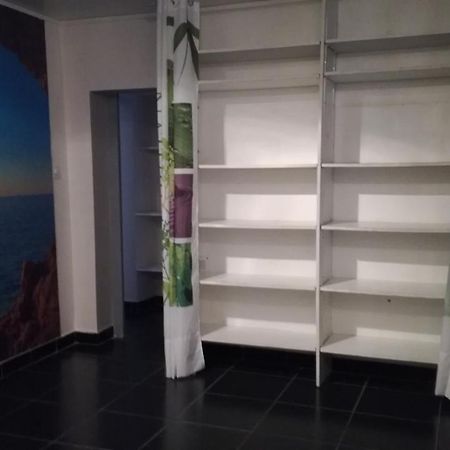 Petit Appartement Перпинян Екстериор снимка